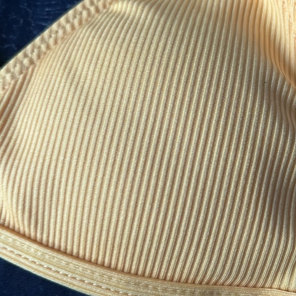 yellow bikini - Picture 3 of 3